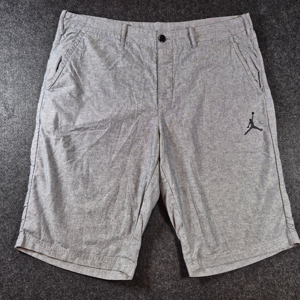 Nike Jordan Bermuda Shorts Mens XL Gray Cotton Flat Front Casual Jumpman Logo 38